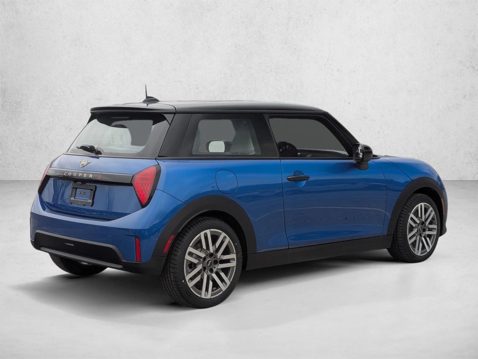 mini hardtop 2 door 2026 WMW23GD04T2Y02379 image mini hardtop 2 door 2026 WMW23GD04T2Y02379 image